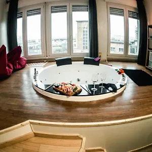 4roomz *** Bologna